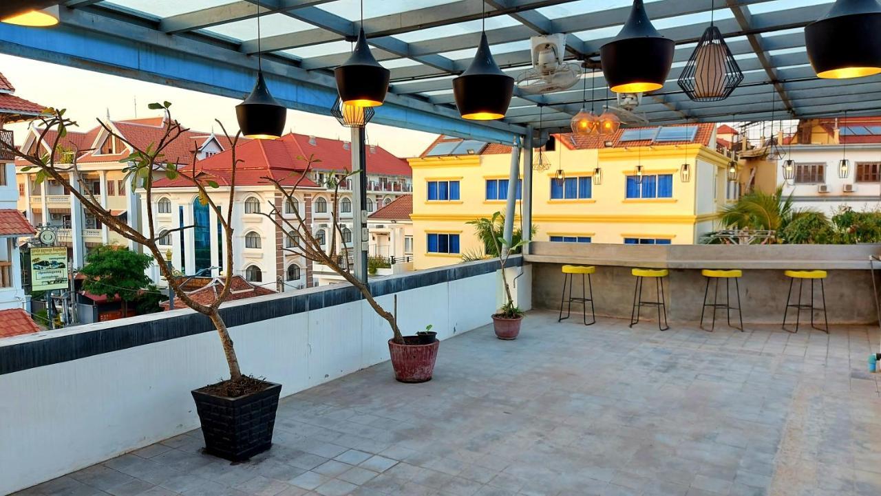 Sok Hotel And Coffee Sziemreap Kültér fotó