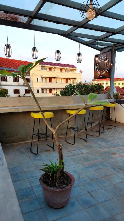 Sok Hotel And Coffee Sziemreap Kültér fotó